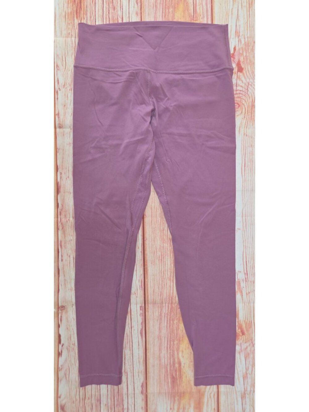 Lululemon Womens High-Rise Purple Leggings Size Medium Stretchy & Comfortable